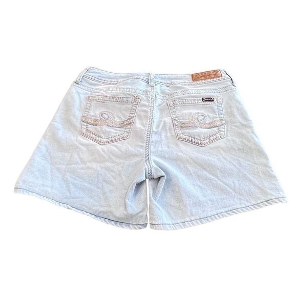 Seven7 Denim Mid Rise Light Wash shorts size 12 - Picture 3 of 8